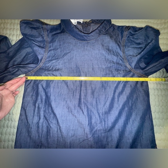 Veronica Beard Isabel top in cornflower. Size 8 EUC - Picture 5 of 12